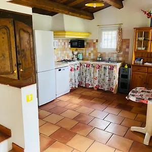  Hébergement de vacances Les Lavandes